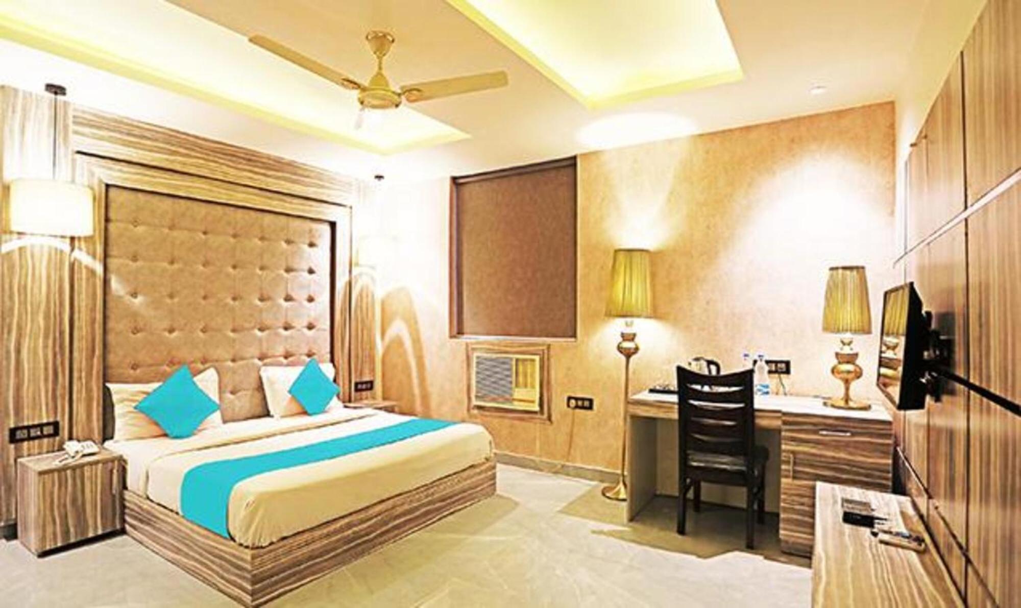 Fabhotel Ronald Inn Faridabad Eksteriør billede